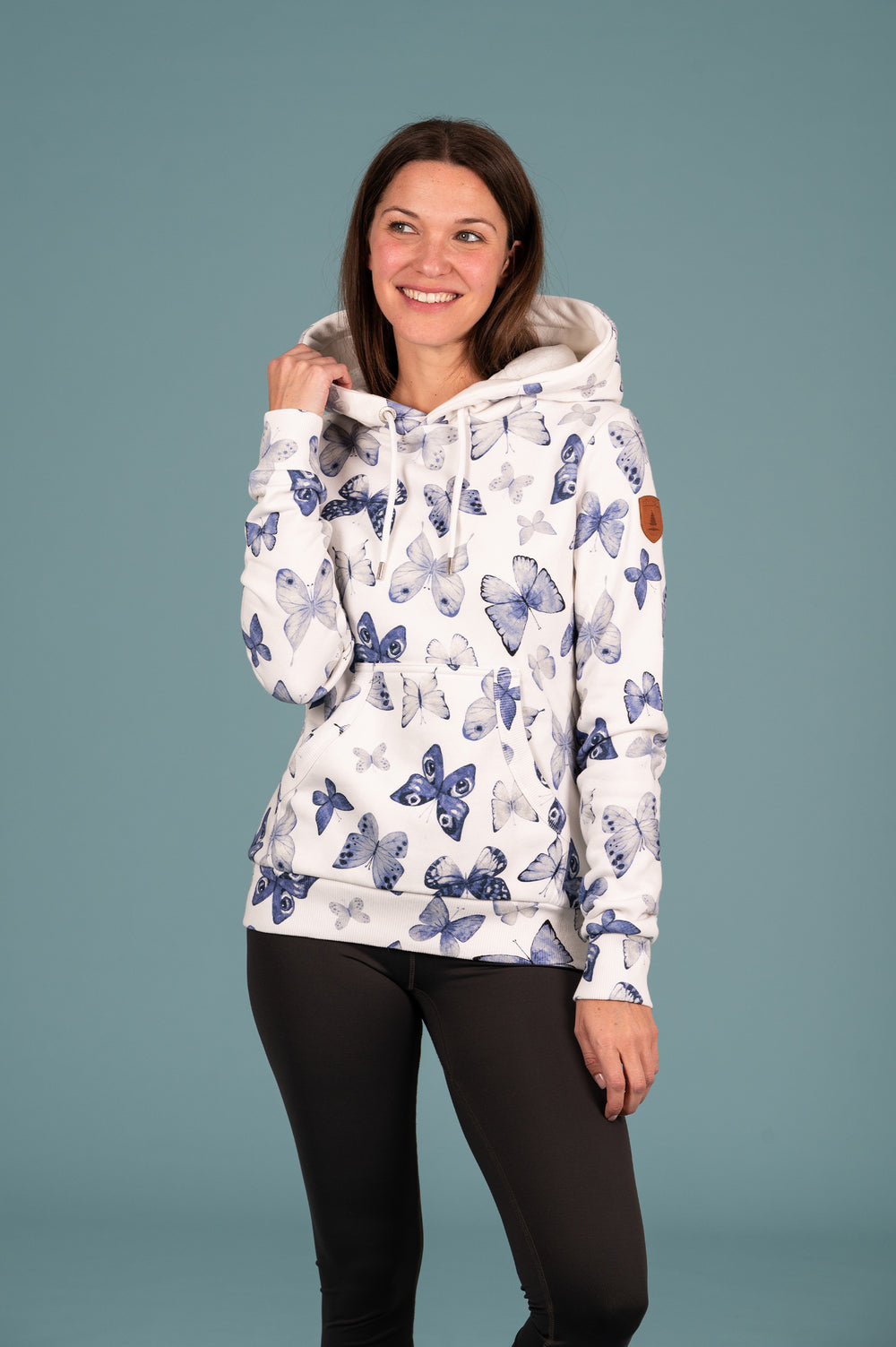 Wanakome Namya Women's Hoodie in Ivory Butterfly Print