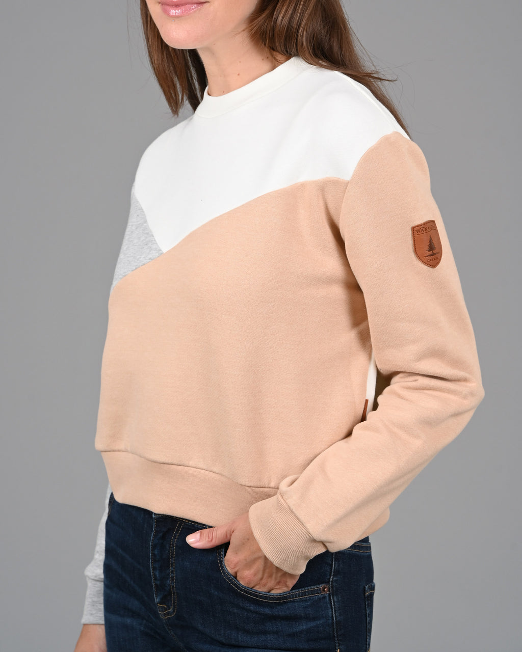 Betwa Sand Mix Crop Sweatshirt