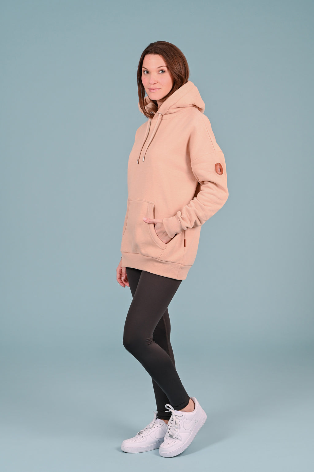 Wanakome women's oversized Billie2 Sand Hoodie