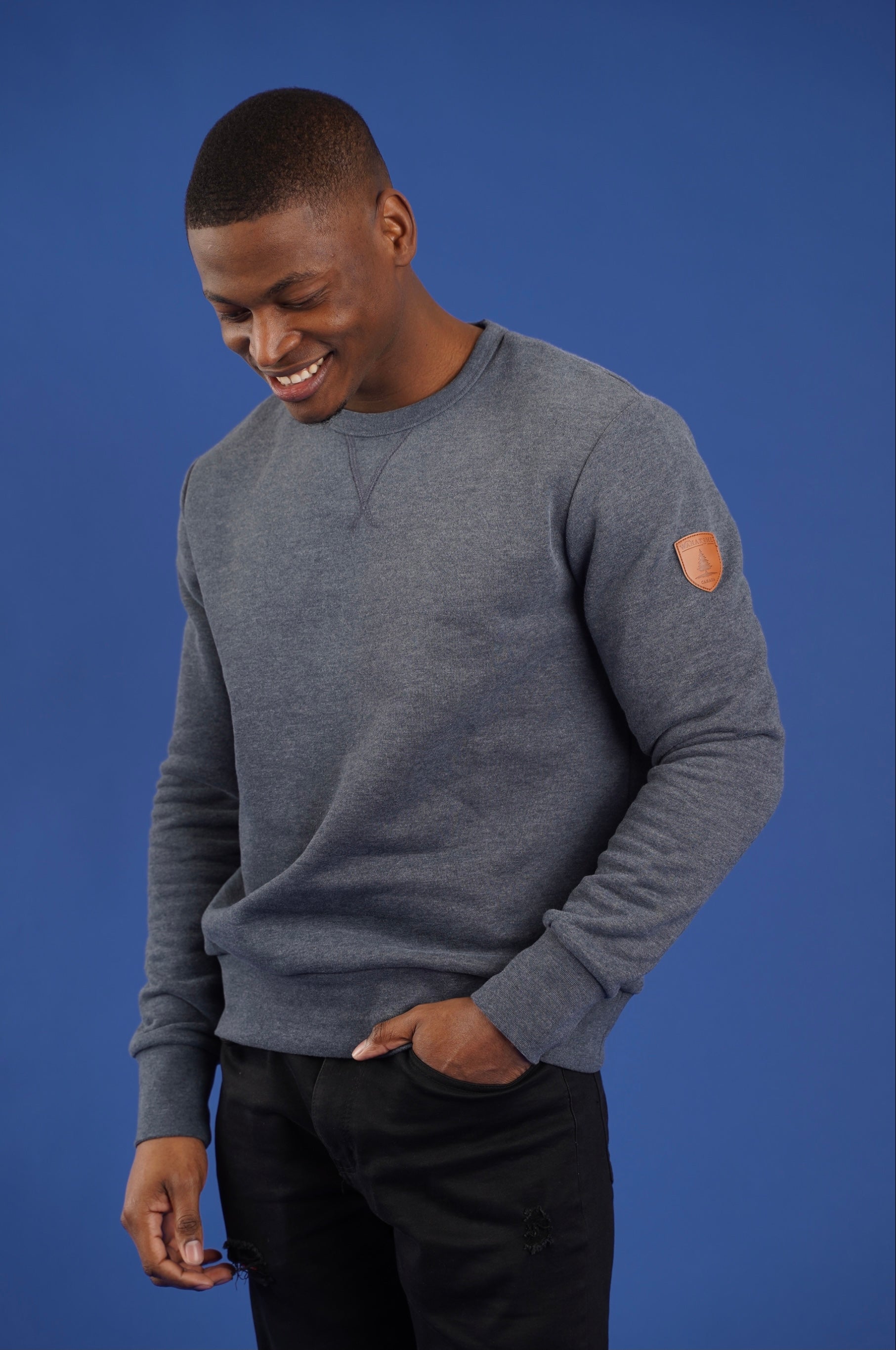 Pull bleu marine Easton Image principale