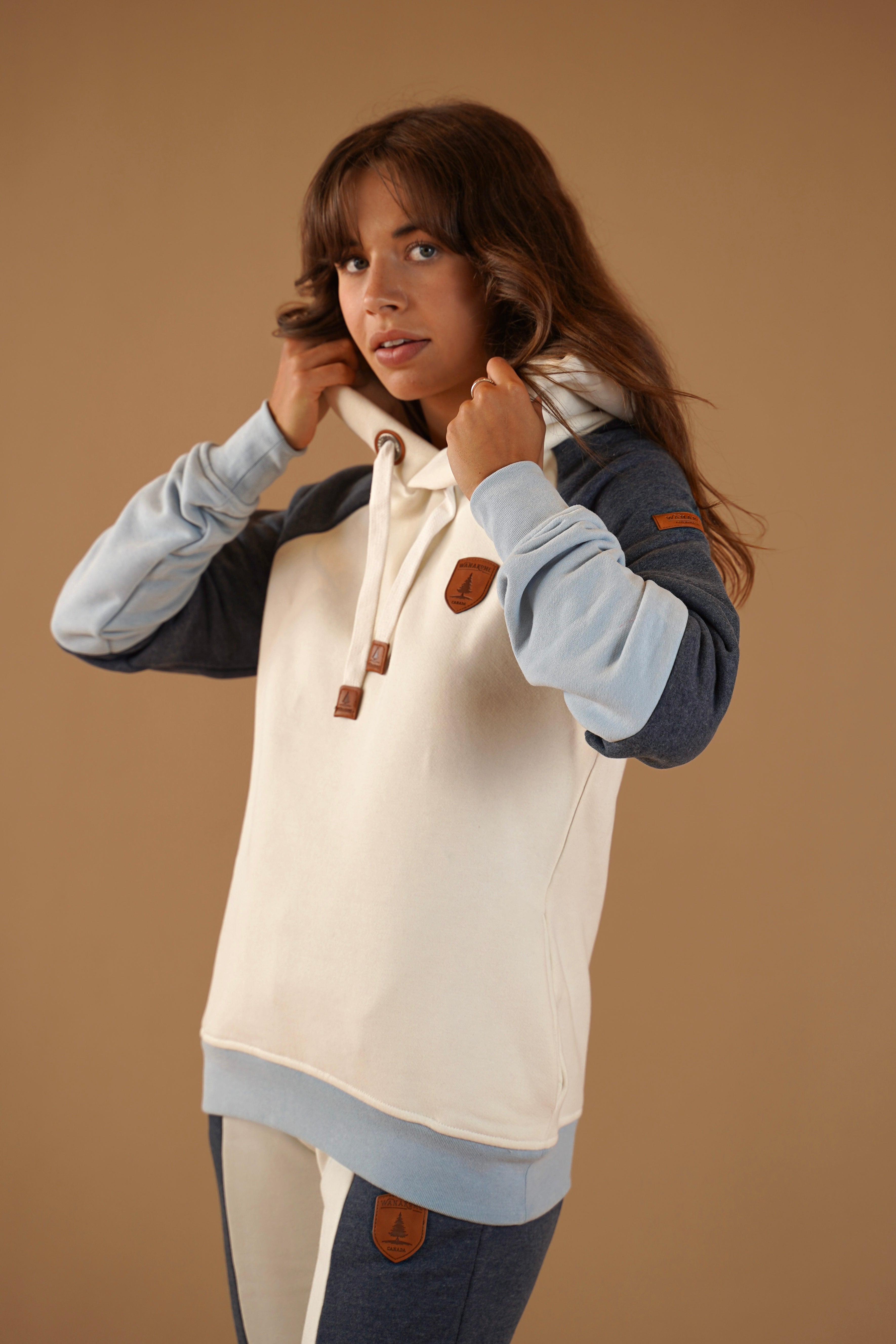 Flores Navy/Oatmeal hoodie Secondary image